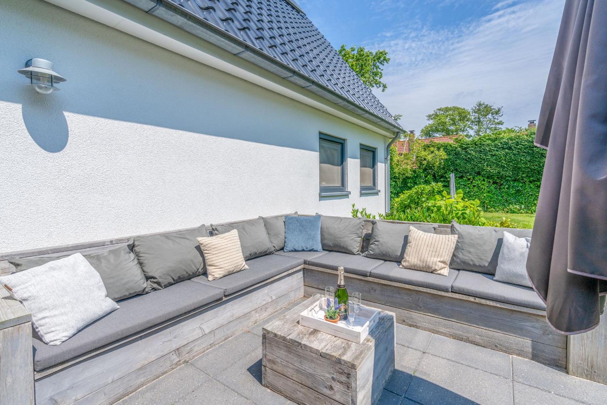 Witte Parel Vila Den Burg Exterior foto